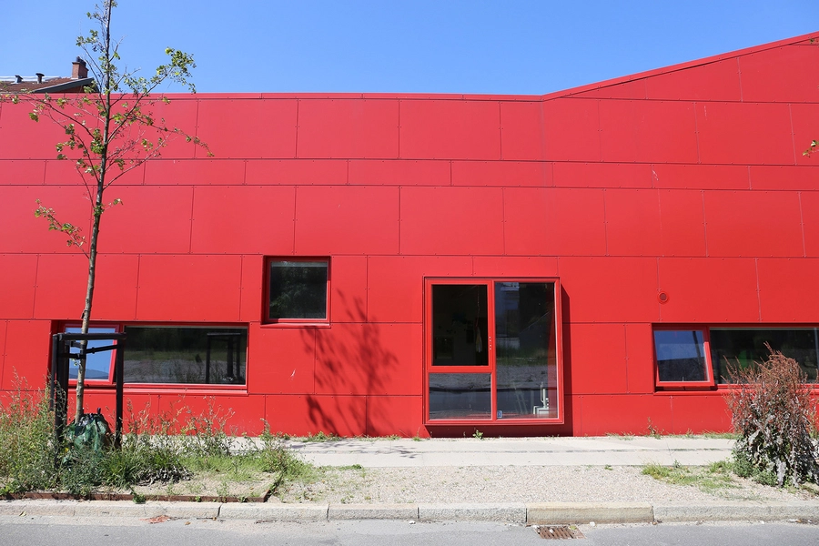 Det Røde Hjørne Facadeudsnit, sydfacade, vinduessætning