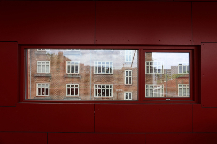 Det Røde Hjørne Detalje, vindue, overdækket tagterrasse
