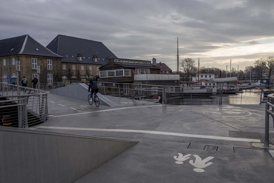 Trangravsbroen og Proviantbroen Trangravsbroen, blik mod syd-øst