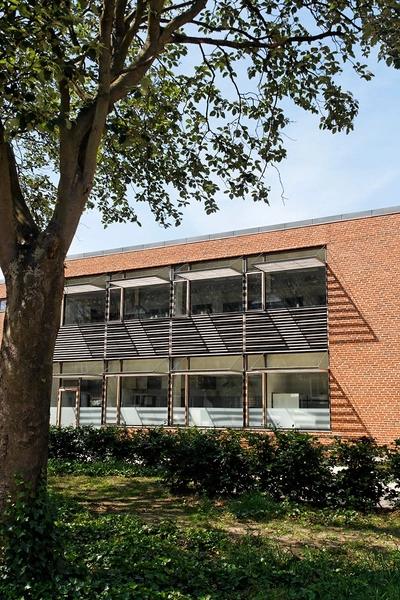 Utterslev Skole Detalje, facade, vinduer, solafskærmning