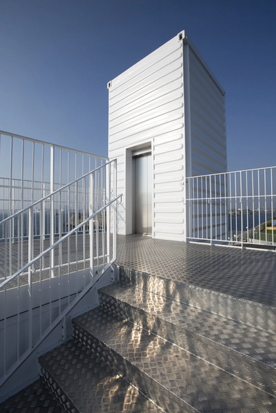 Udsigtstårn i Nordhavnen Elevatertårn set fra udsigtsdæk.