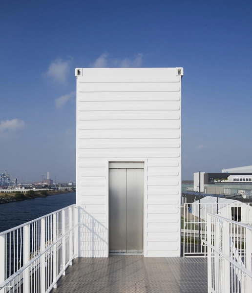 Udsigtstårn i Nordhavnen Toppen af elevatortårnet set fra udsigtsdæk.