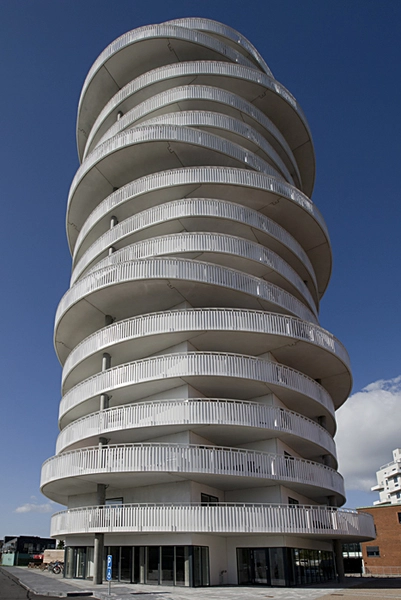 Twister Facade set fra SØ.