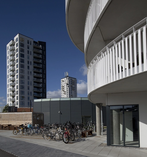 Twister Gangareal foran Twister.