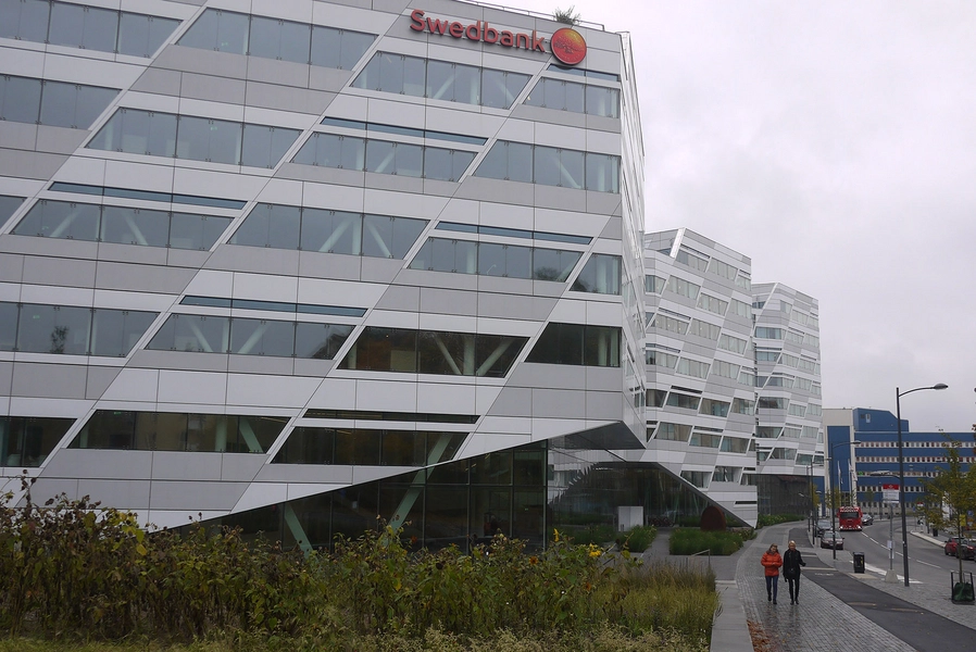 Swedbank hovedkontor Swedbanks domicil, gavlmotiv og facade mod Landsvägen
