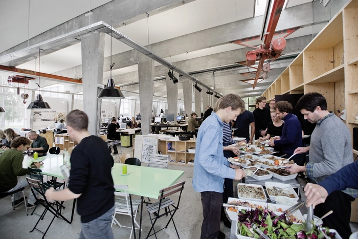 Vandkunstens Tegnestue Indenfor hos tegnestuen Vandkunsten