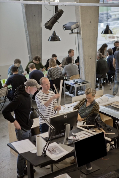 Vandkunstens Tegnestue Indenfor hos tegnestuen Vandkunsten