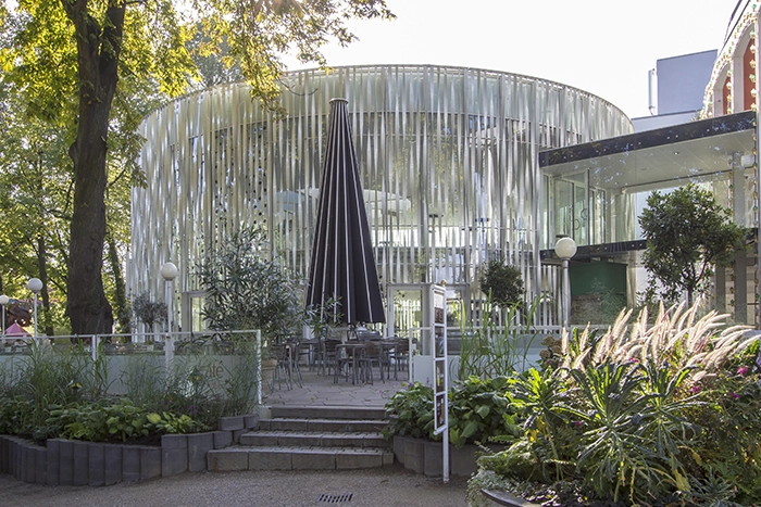 Tivolis Koncertsal Rotunden, caféens udeservering