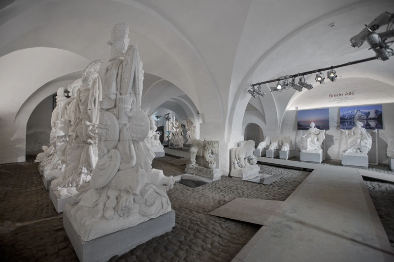 Kongernes Lapidarium Fra sal med skulpturer fra Brede Alle´