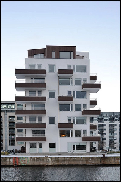 Kajkanten Kajkanten set fra Havneholmen