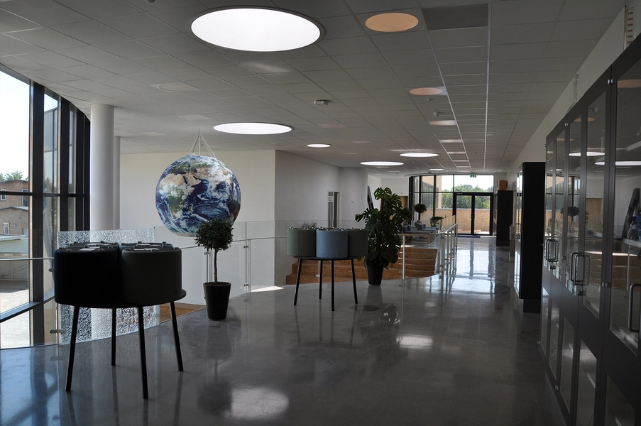 Horsens Statsskole Kig henad science gangen