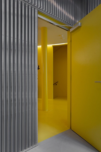 Valencia Udgang til det gule fællesområde fra Valencia salen