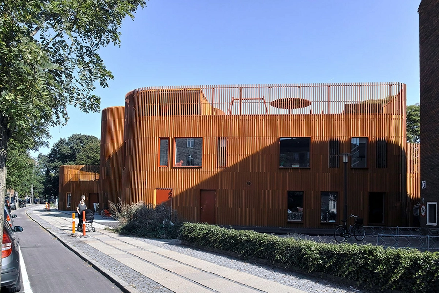 Forfatterhuset Bygninger set fra vejen