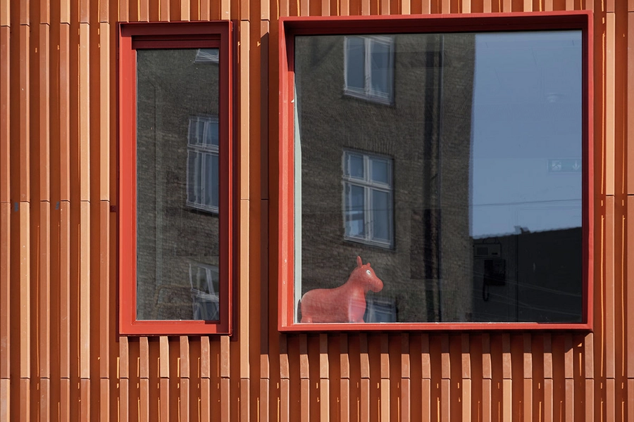 Forfatterhuset Detalje, vindue