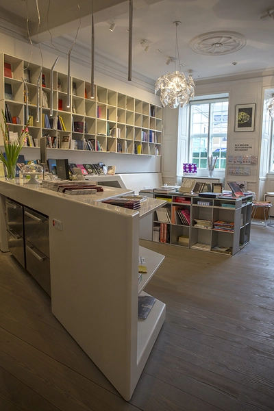 Kunstforeningen Gl. Strand Bar-element i Corian