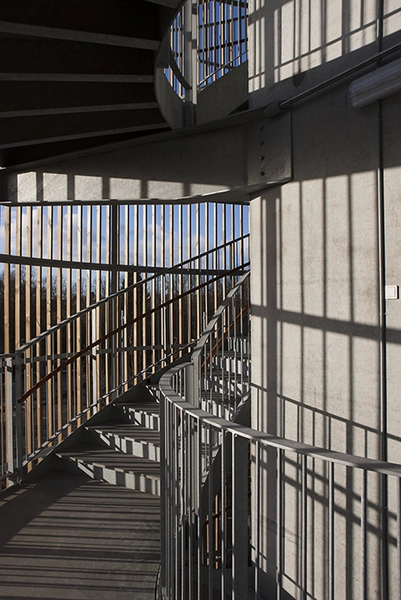 P-Hus Glostrup Hospital indeni elevatortårnet