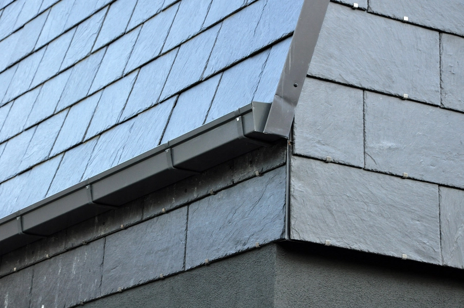 Daginstitutionen Midgården Detalje, skifer og afvanding