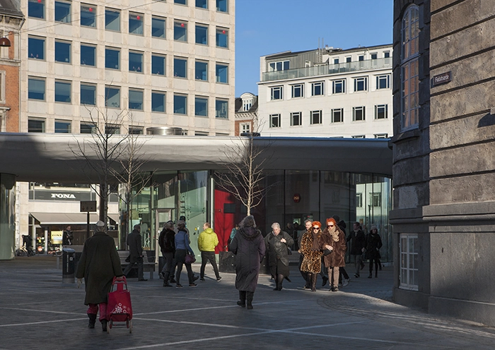 Nørreport Station Set fra udmundingen af Fiolstræde