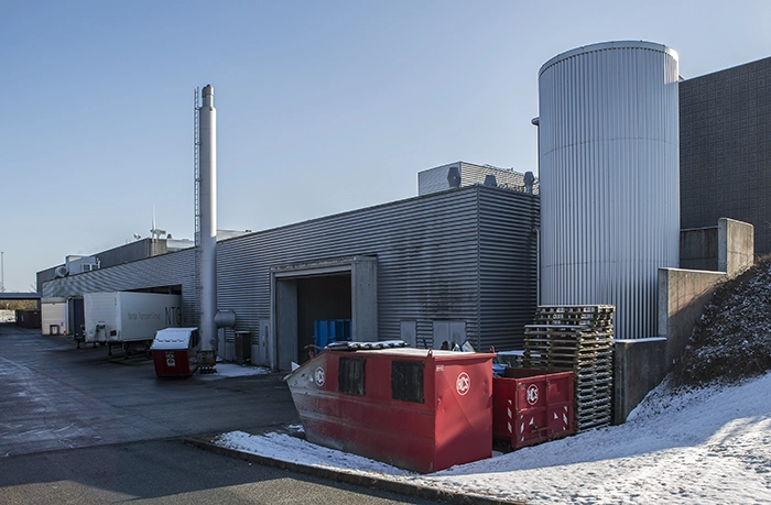 Aller Tryk Den nordlige facade med dockingstation til lastbiler