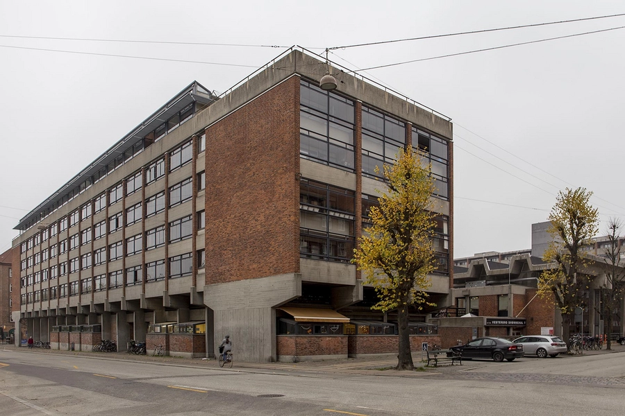 Bryggergården Blik fra syd langs Vesterfællesvej