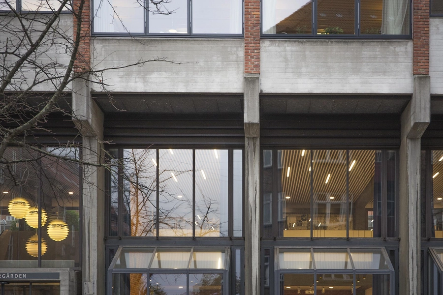 Bryggergården Facadeudsnit, vinduesparti mod Alsgade