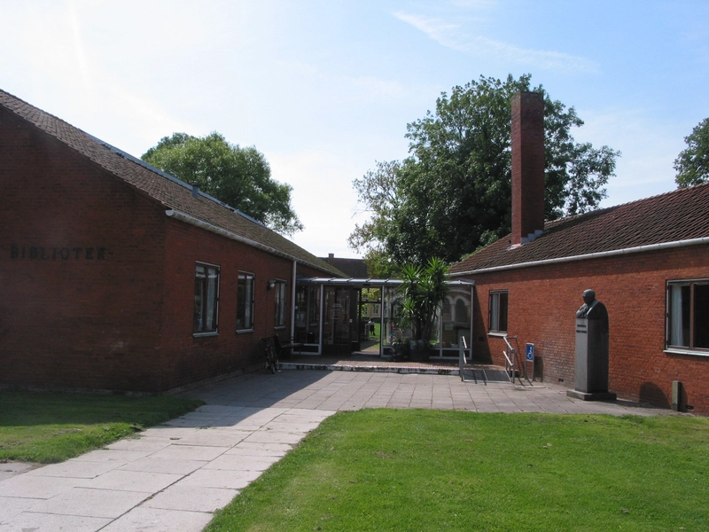 Nyborg Bibliotek Indgangsparti