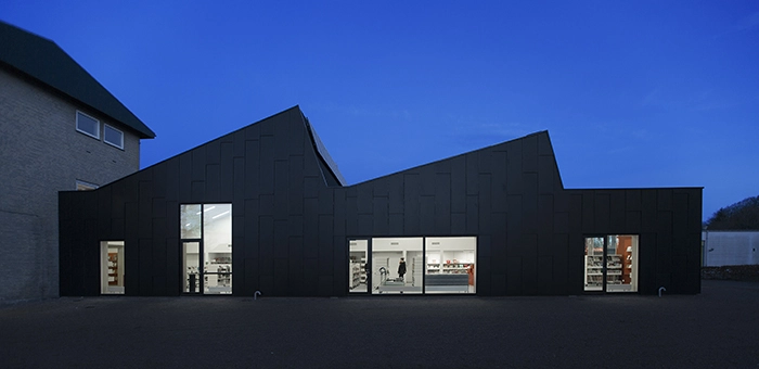 Allerød Bibliotek og Kulturhus Den vestlige facade