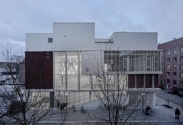 Sundbyøsterhal 2 Set fra øst