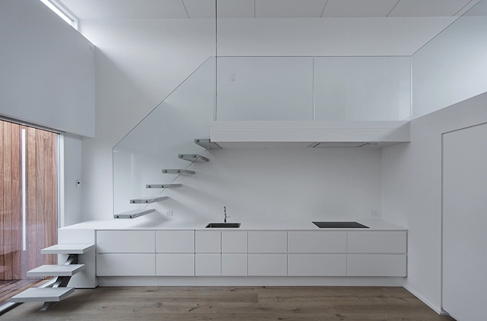 Sundbyøsterhal 2 Køkken med trappe til hems