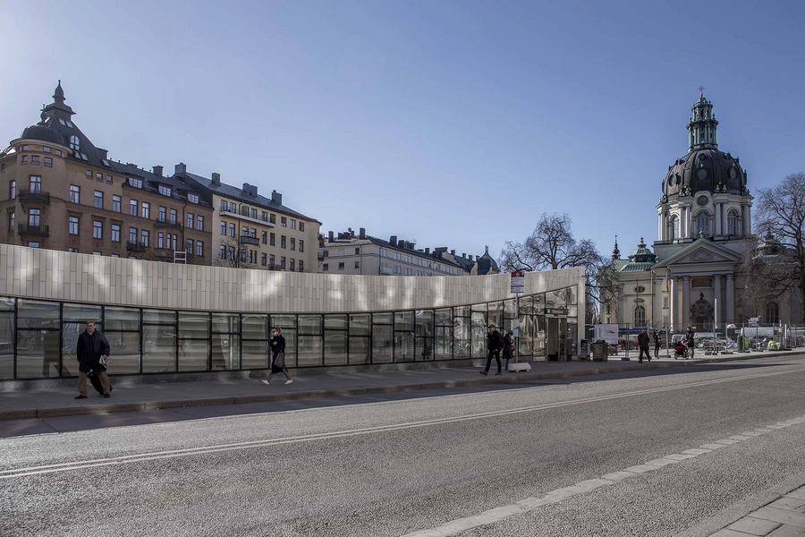 Odenplan Station Blik mod Odenplan med stationen i forgrunden