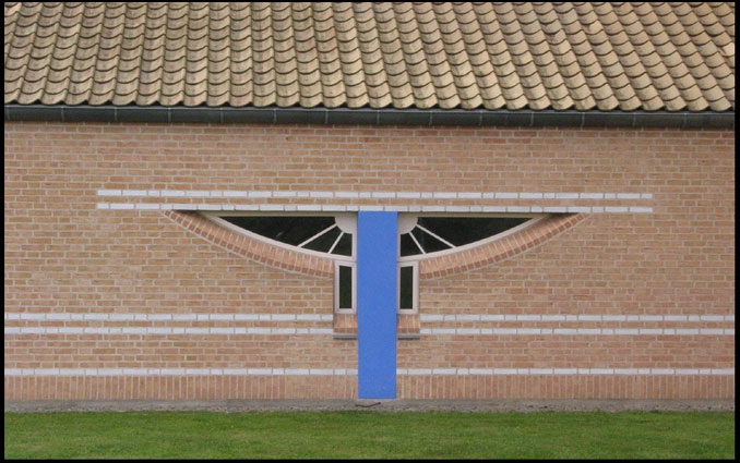 Nørrevangskirken Dekorativ vinduesdetalie