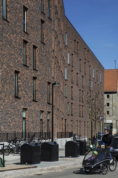 Krøyers Plads Set fra Strandgade mod NØ