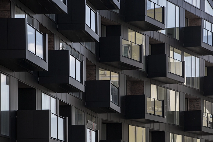 Krøyers Plads Facade-detalje mod Nordatlantens Brygge