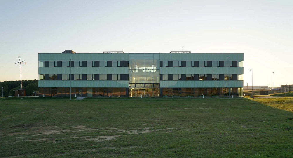 Green Tech House Oversigtsbillede, facade i skygge