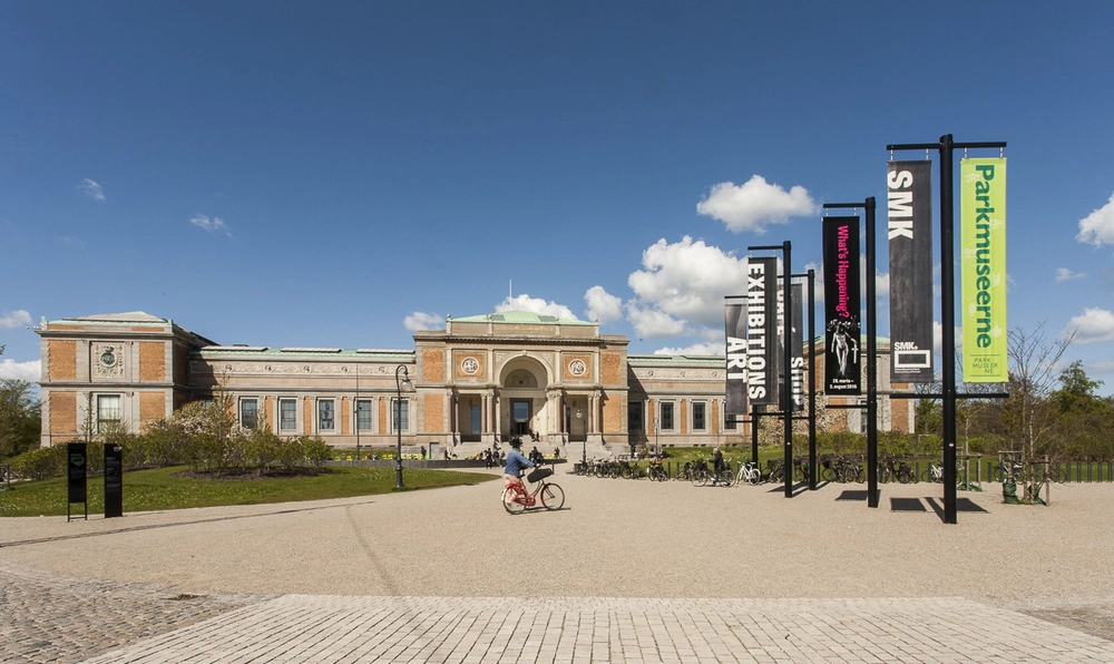 Museumshaven foran SMK Indgang til haven