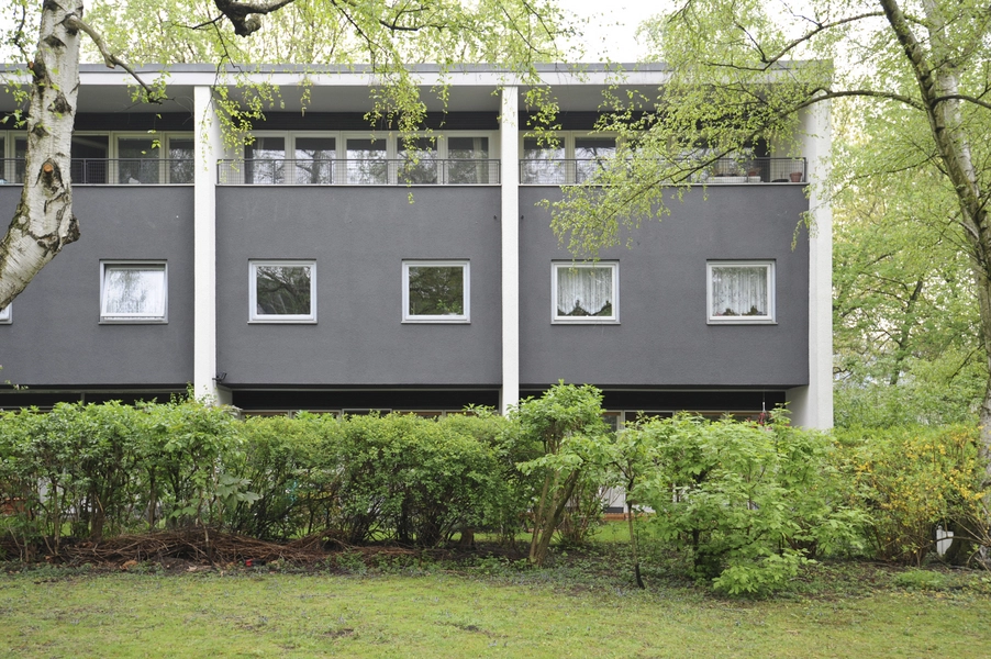 Haus Fisker Vestfacade i den lave del.