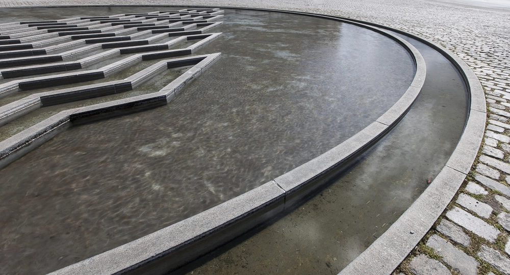 Bertel Thorvaldsens Plads Vandkunsten og belægninger