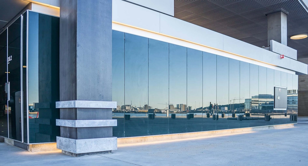 Parkeringsanlæg Dokk1 Detalje spejling af by