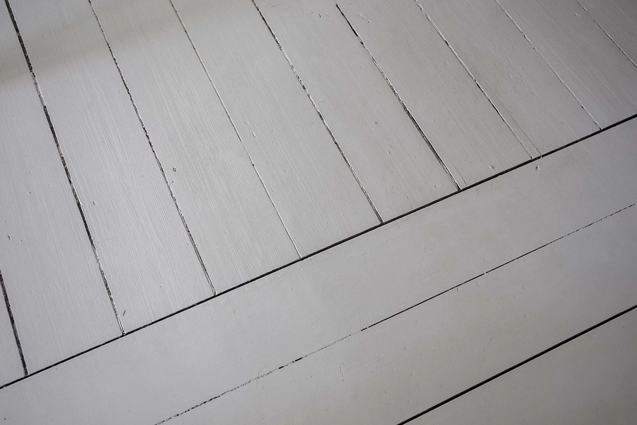 Beklædningsmagasinet - Rainmaking Loft Malet gulv