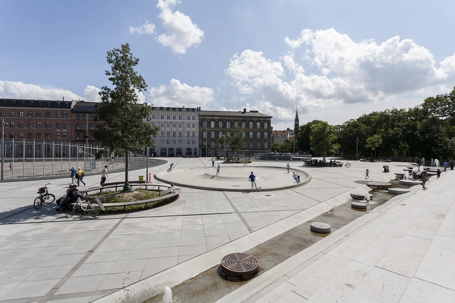 Israels Plads Vandløb set fra trappen