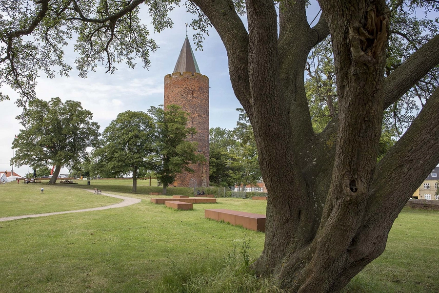 Danmarks Borgcenter Gåsetårnet, Østre forborg