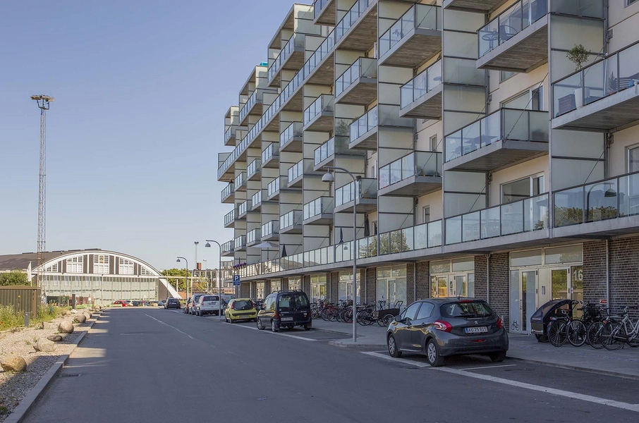 Margretheholm - Udsigten Vestfacaden og Vandflyverhangaren