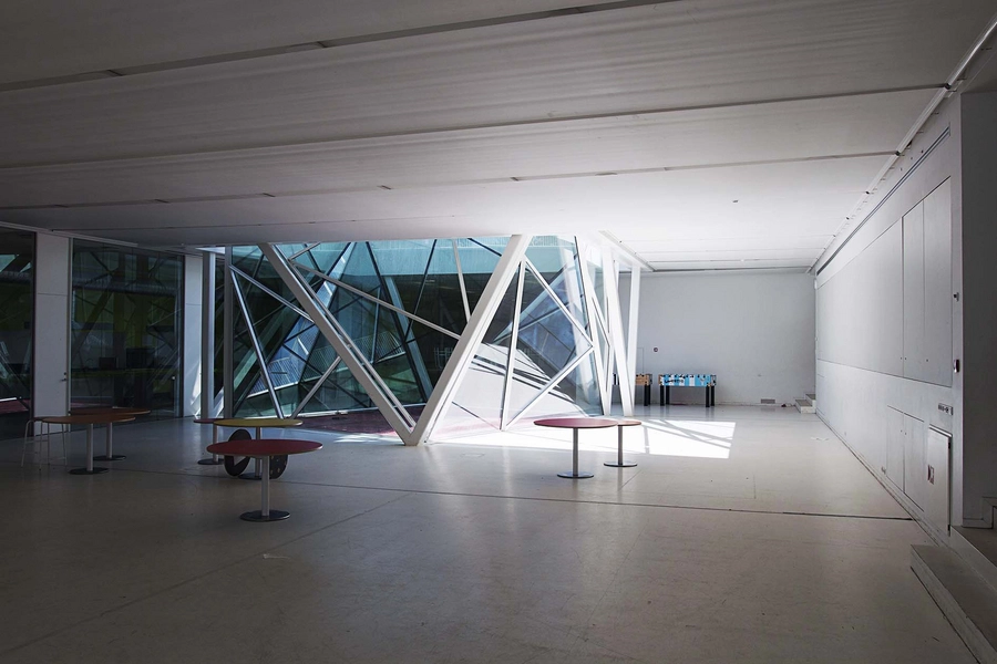 Munkegårdsskolen udvidelse Interiør kælderetage, fællesrum