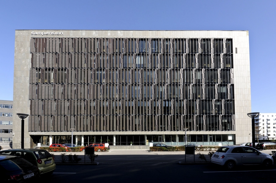 Sampension Facade mod vest