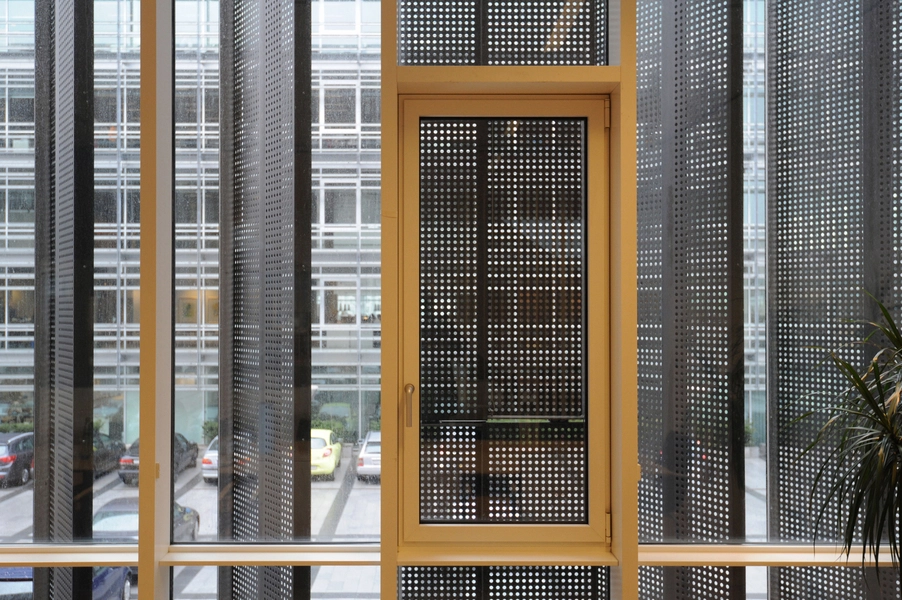 Sampension Lysvirkning gennem skodder