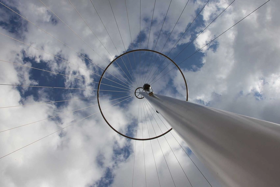 Cirkelbroen Mast og stålwirer