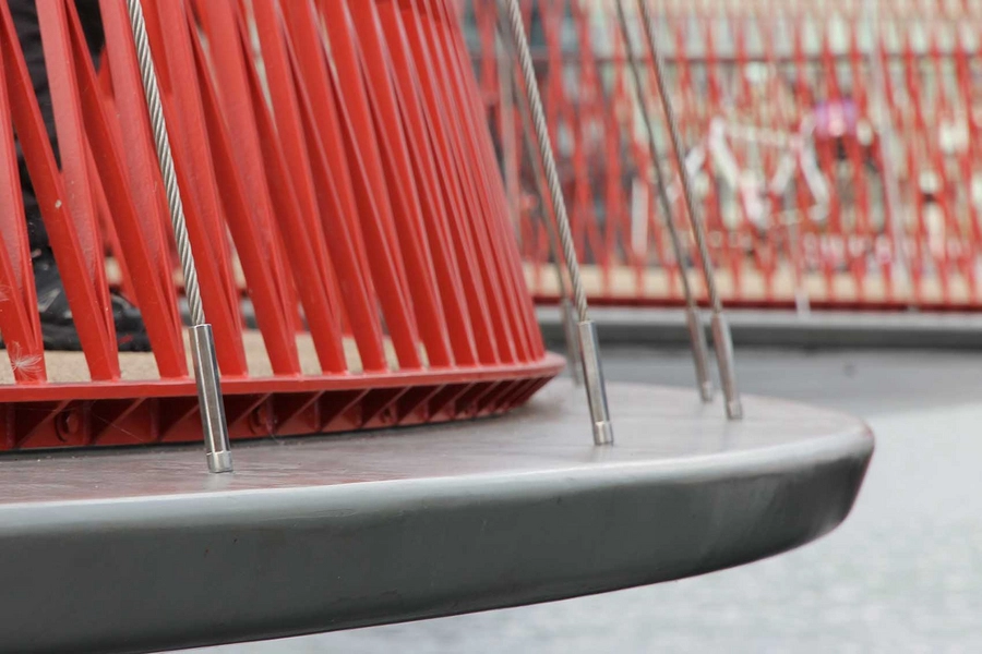 Cirkelbroen Rækværk, stålwirer