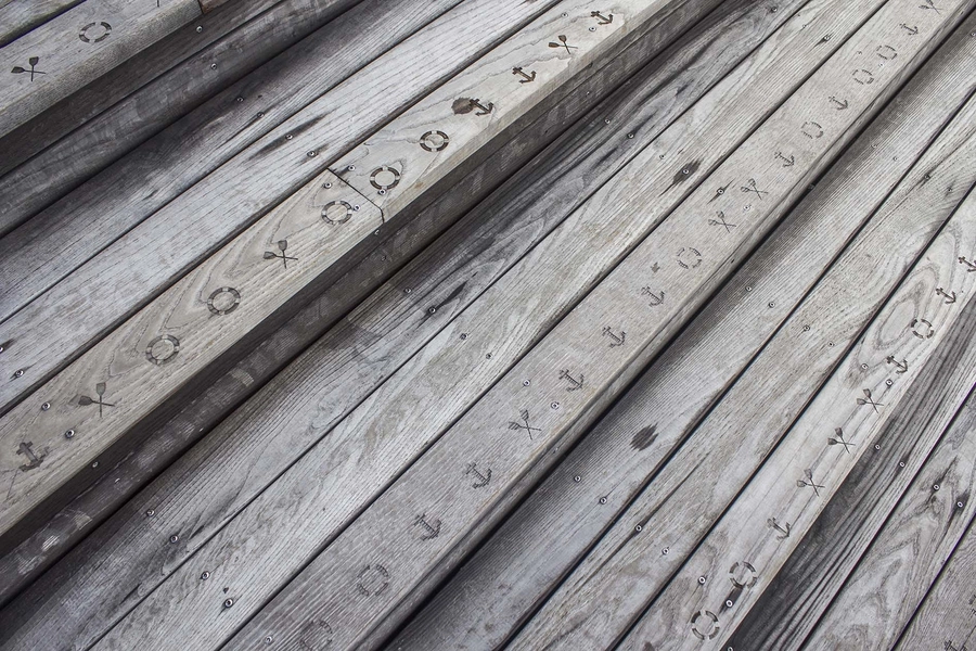 Skolen i Sydhavnen Maritime detaljer på trappetrin ude