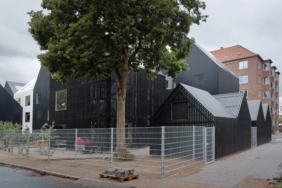 Børnehuset Frederiksvej Blik fra vejen