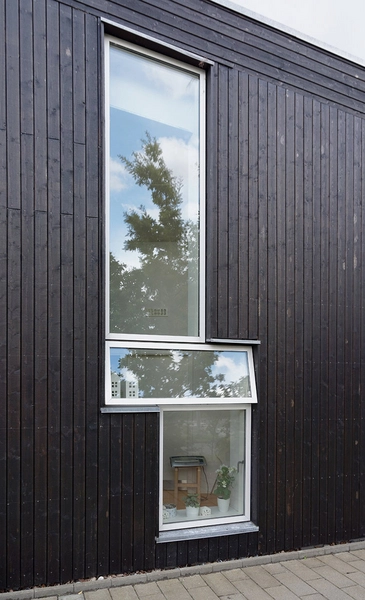 Solhuset - Lions Active House Vinduesparti